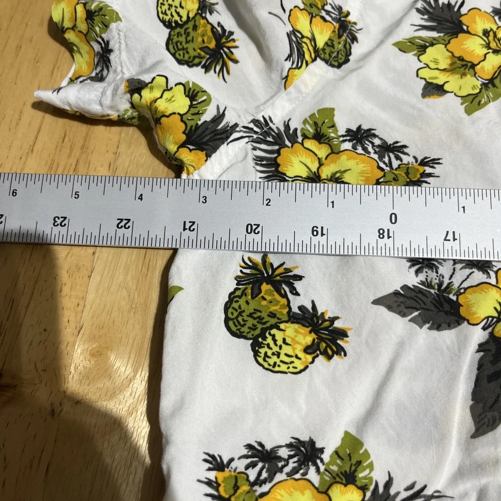Banana Republic‎ Tropical Floral Pineapple Button Down Short Sleeve Size L